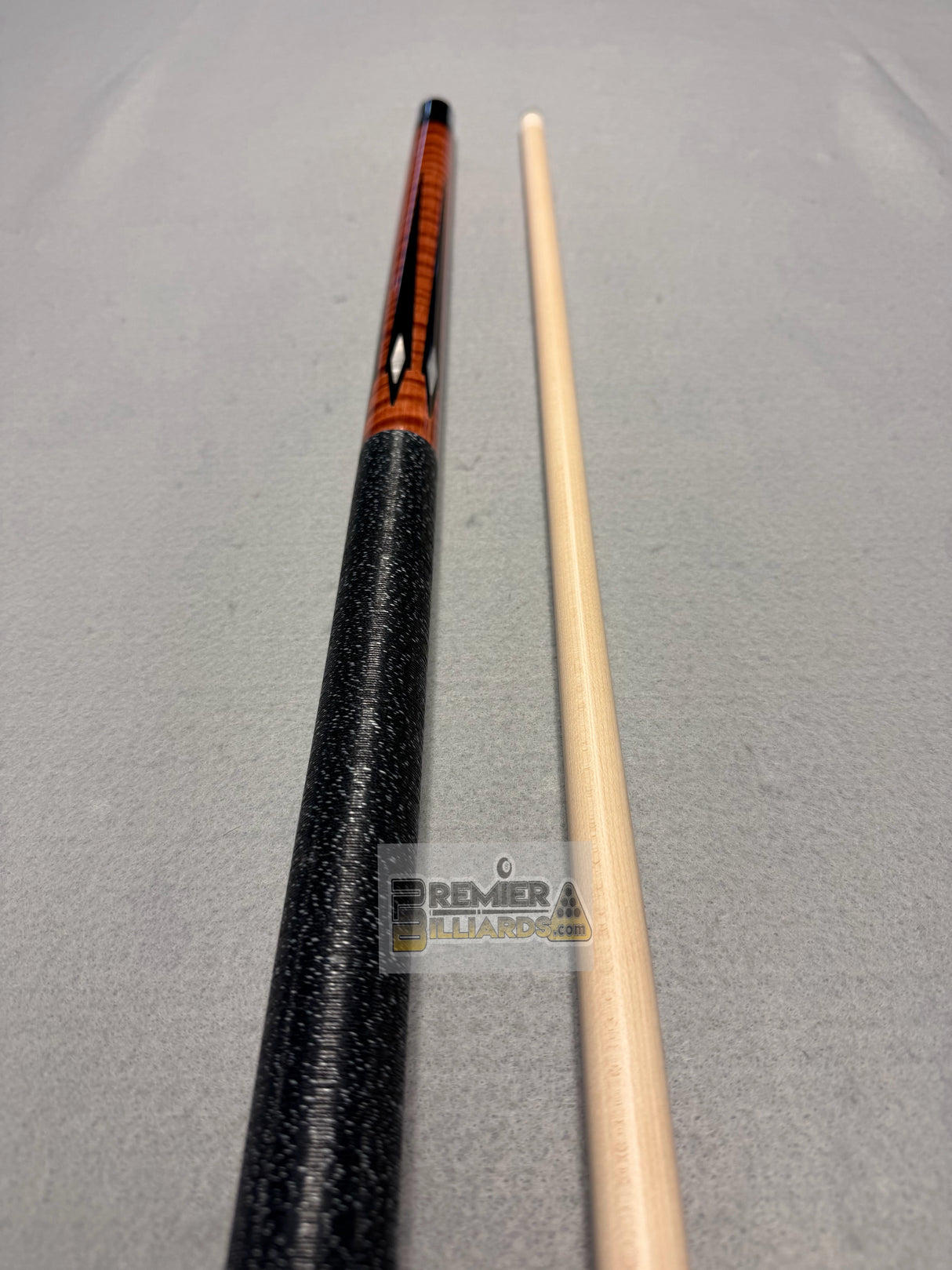 Joss Cue-Model J5357