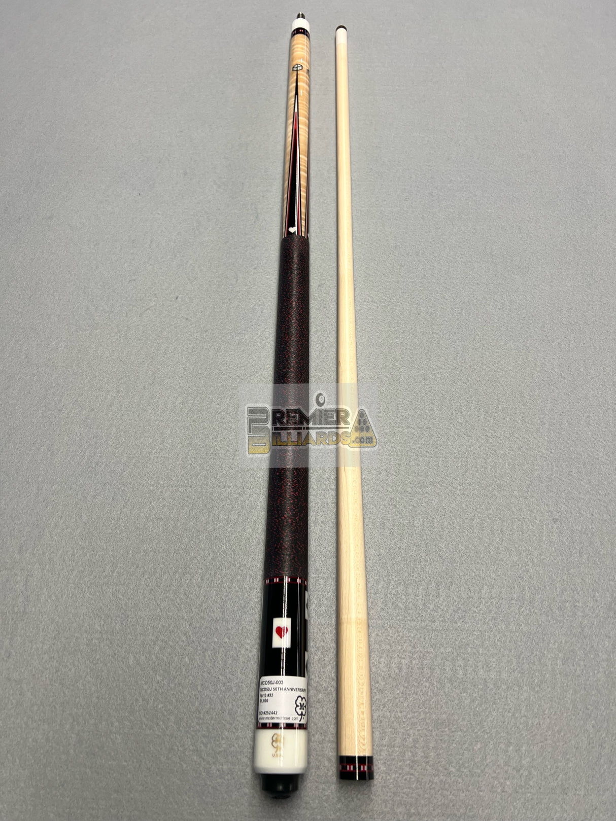 PRE-OWNED McDermott 50th Anniversary Cue--MCD50J-Poker Cue