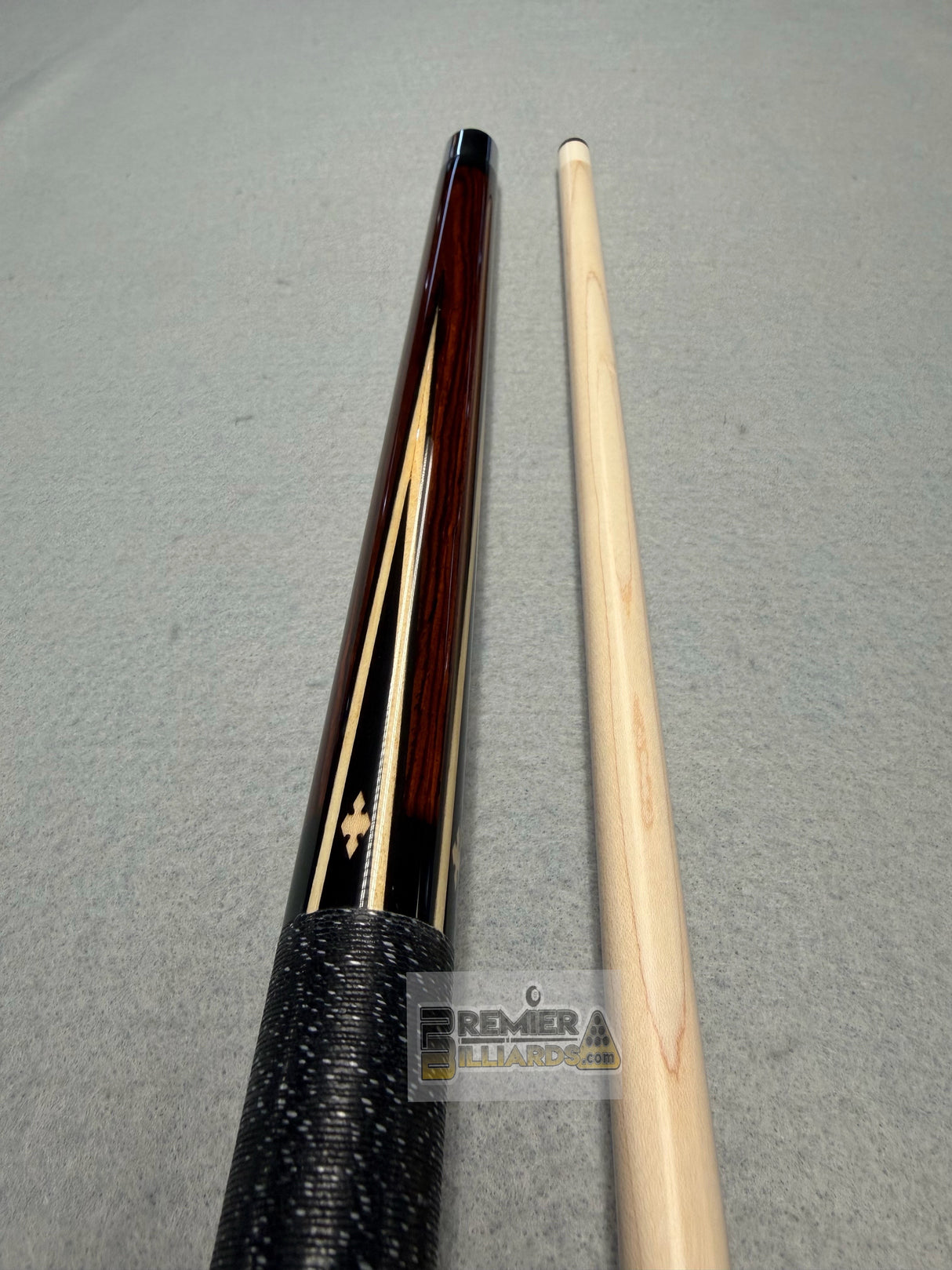 Joss Cue-Model J5350