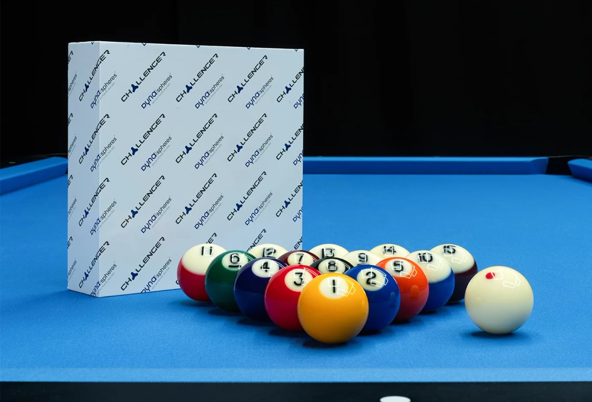 Dynaspheres Challenger 572 Phenolic Resin Pool Ball Set