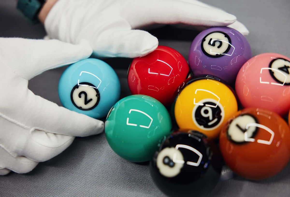 Dynaspheres Titan 572 Pool Ball Set – WNT Edition